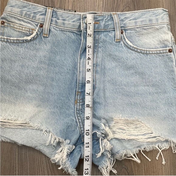 BDG Girlfriend High Rise Blue Jean Distressed Shorts Size 28 US 6 - Picture 2 of 3